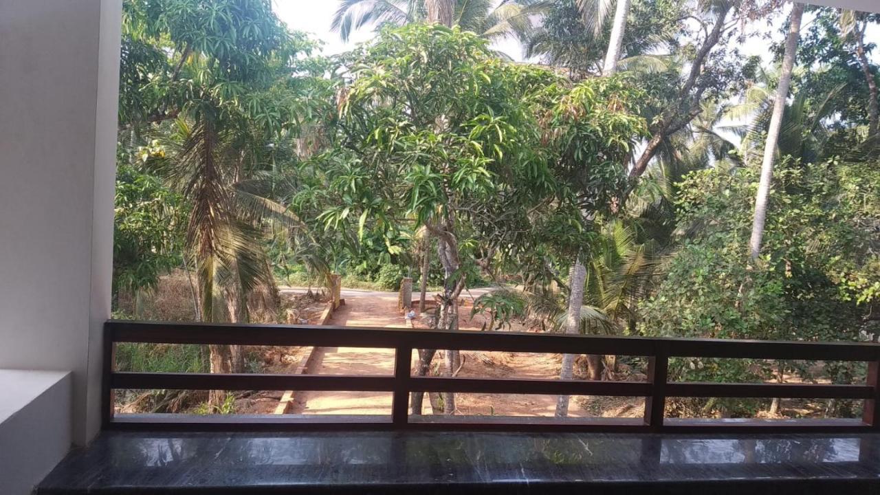 Shruthi'S Aarohi-Nature'S Retreat Mulappilangad Exterior photo